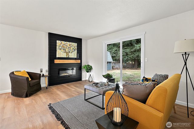 12404 213th Avenue E, Bonney Lake, WA 98391