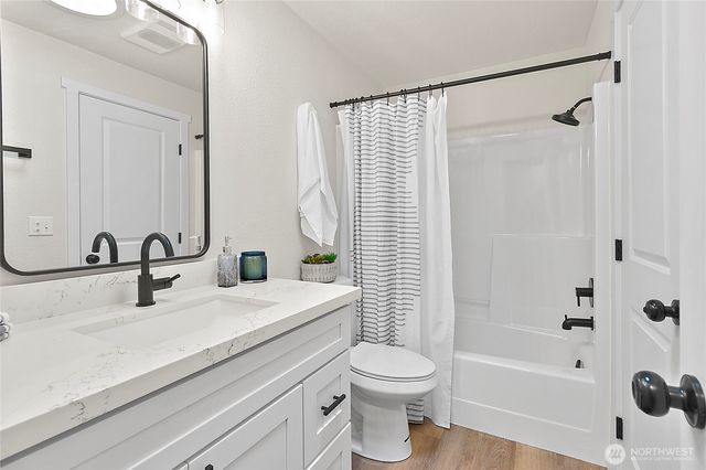 12404 213th Avenue E, Bonney Lake, WA 98391