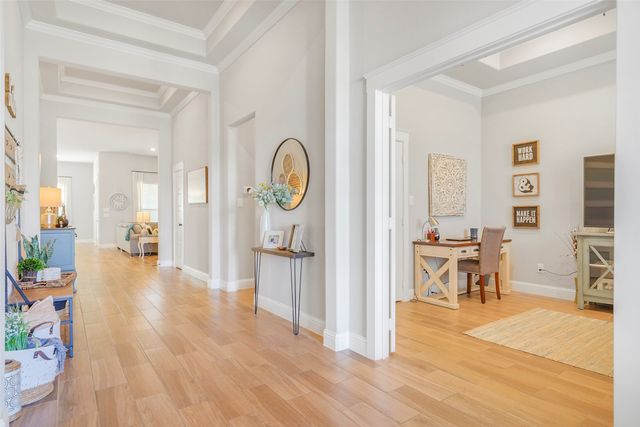 108 Southwood Drive, Burleson, TX 76028