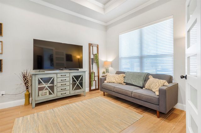 108 Southwood Drive, Burleson, TX 76028