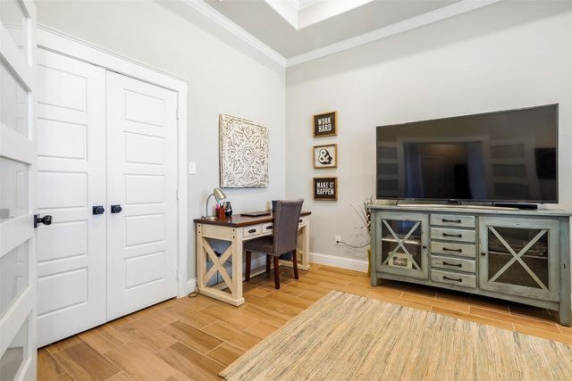 108 Southwood Drive, Burleson, TX 76028