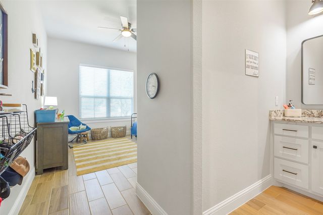 108 Southwood Drive, Burleson, TX 76028