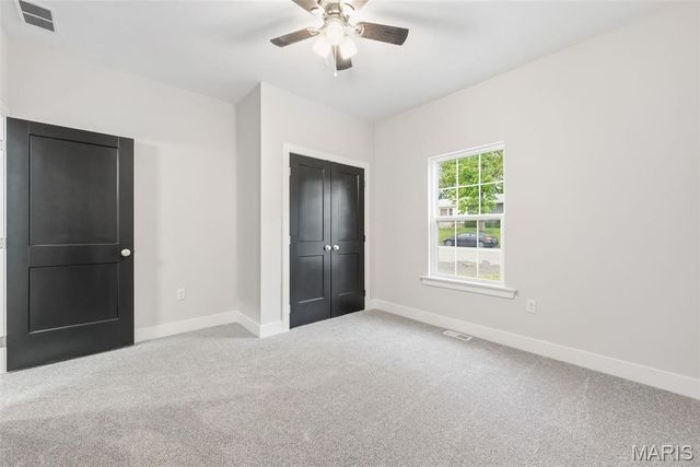 208 E 6th Street, Washington, MO 63090