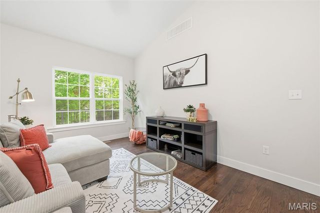 208 E 6th Street, Washington, MO 63090