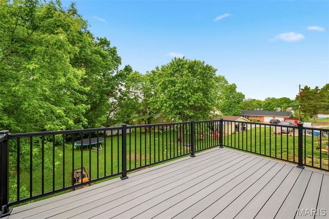 208 E 6th Street, Washington, MO 63090