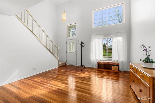 464 Topaz Lane, Bartlett, IL 60103