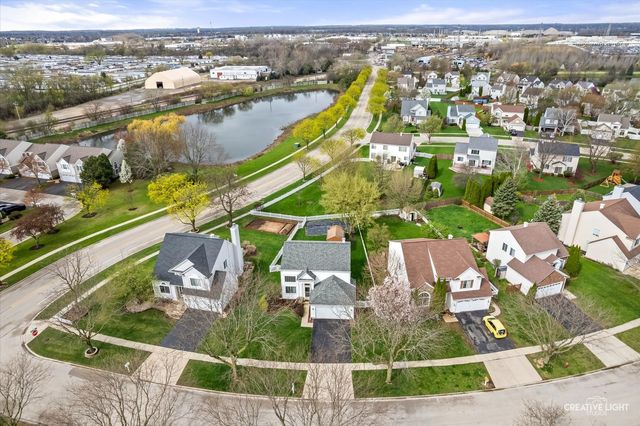 464 Topaz Lane, Bartlett, IL 60103