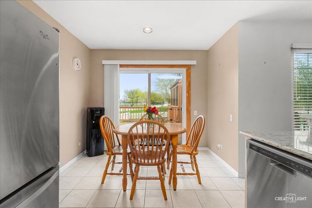 464 Topaz Lane, Bartlett, IL 60103