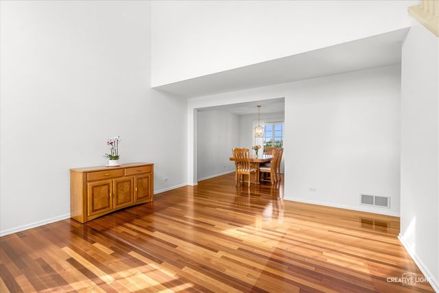 464 Topaz Lane, Bartlett, IL 60103