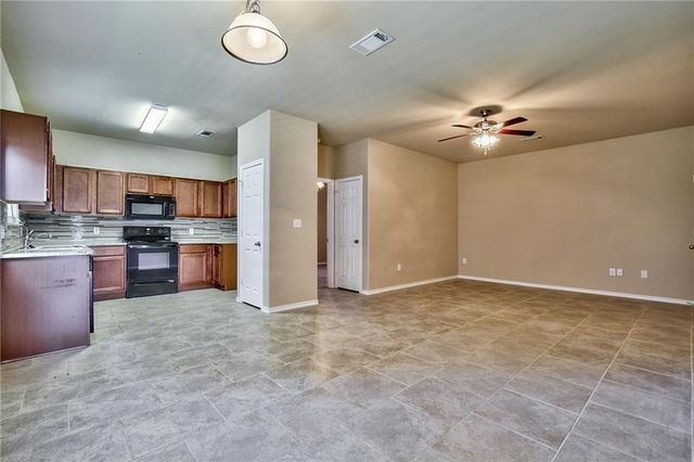 702 E College Street, Princeton, TX 75407