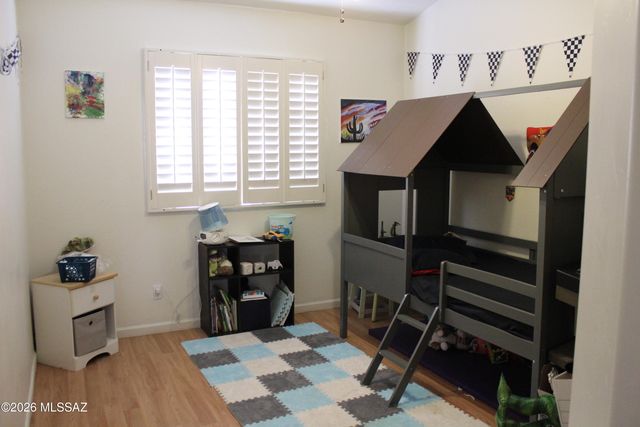 750 S Sierra Nevada Drive, Tucson, AZ 85748