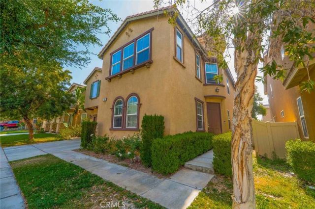 1109 N Yucca Ave, Rialto, CA 92376