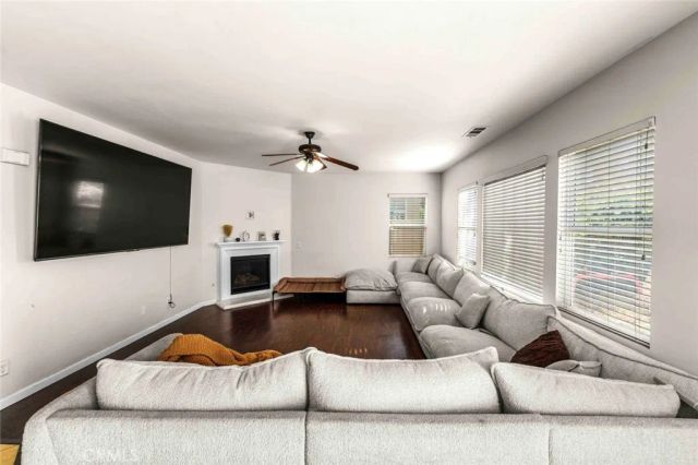 1109 N Yucca Ave, Rialto, CA 92376