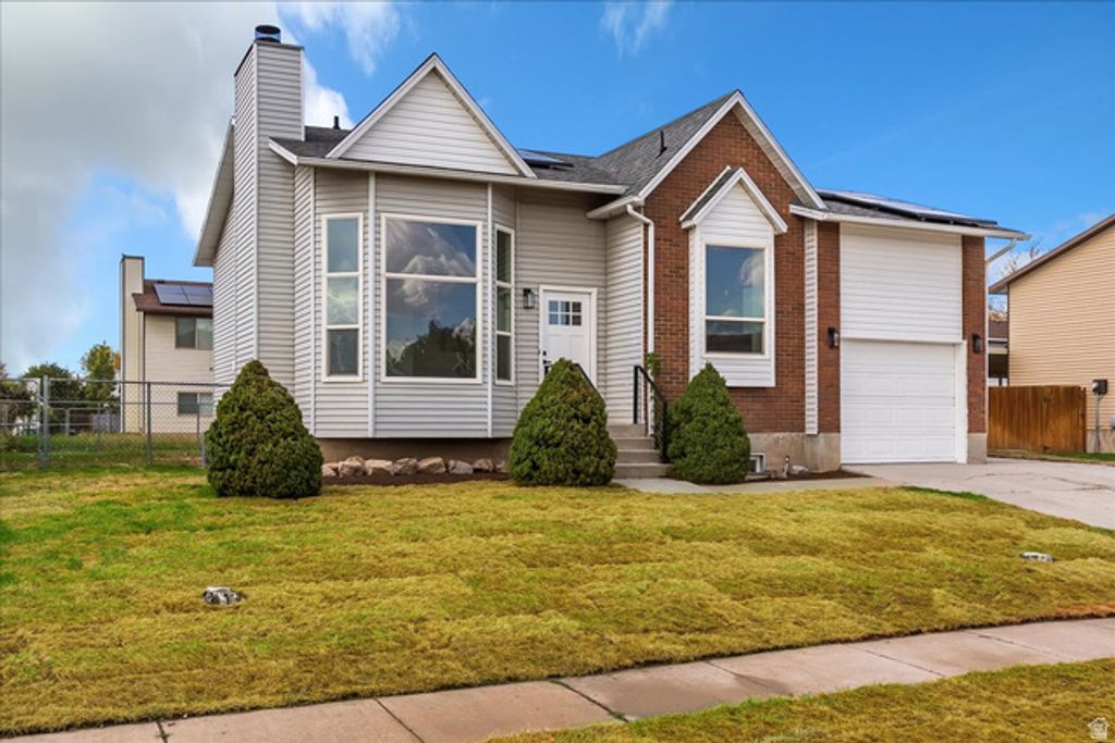 3826 W 5750 S, Roy, UT 84067