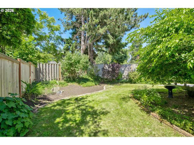 10151 Sw WASHINGTON St, Portland, OR 97225