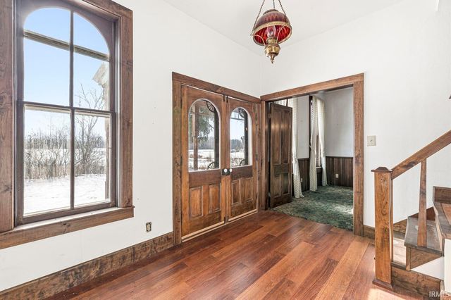 22651 Riley Road, Lakeville, IN 46536