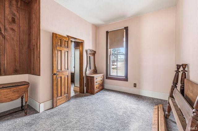 22651 Riley Road, Lakeville, IN 46536