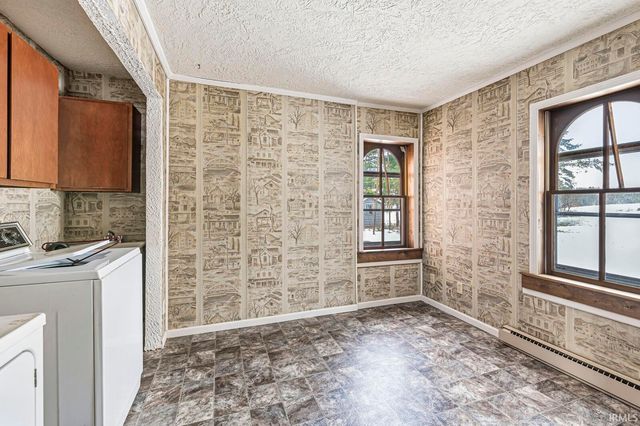 22651 Riley Road, Lakeville, IN 46536