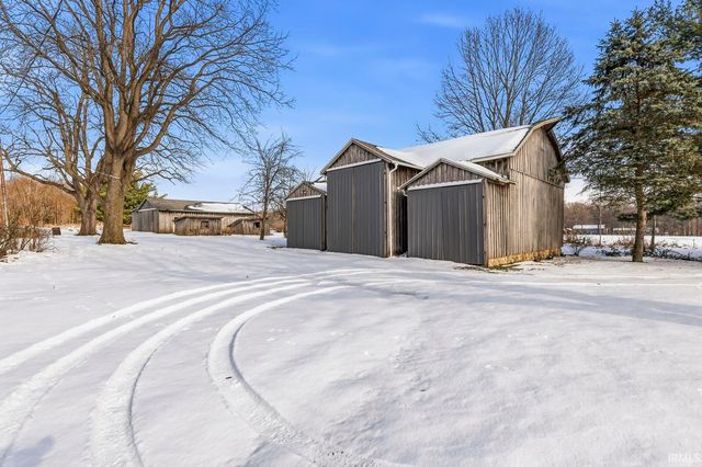 22651 Riley Road, Lakeville, IN 46536