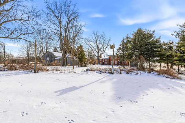 22651 Riley Road, Lakeville, IN 46536