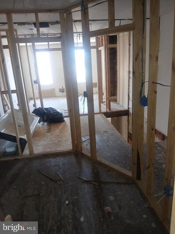 2932 GREENMOUNT, Baltimore, MD 21218