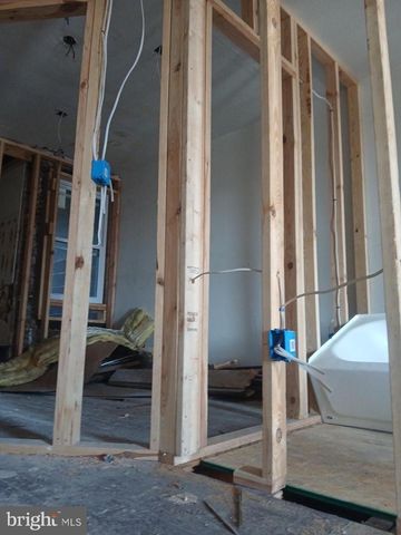 2932 GREENMOUNT, Baltimore, MD 21218