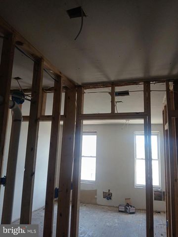 2932 GREENMOUNT, Baltimore, MD 21218