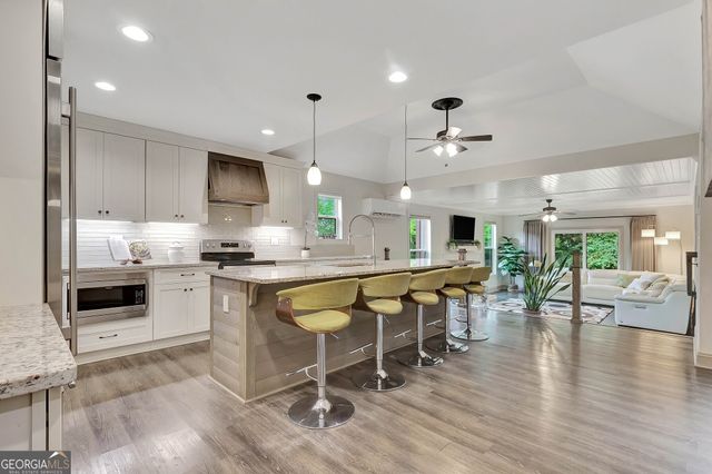 4 & 5 Northlake Circle, Peachtree City, GA 30269