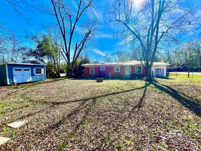 603 E Poplar Street, Atmore, AL 36502