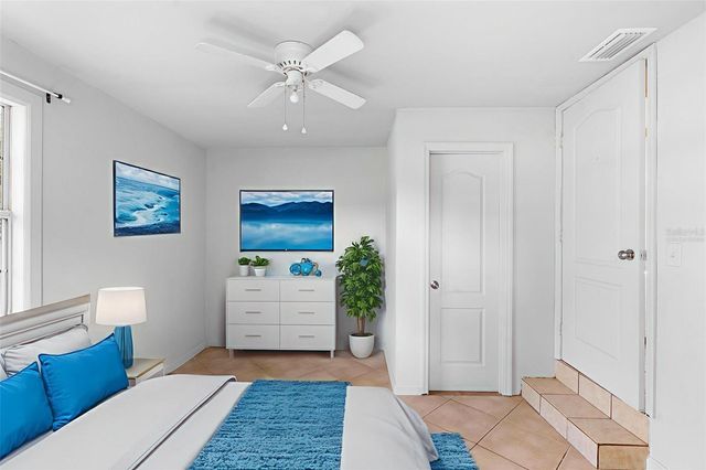 5330 PARK AVENUE, De Leon Springs, FL 32130