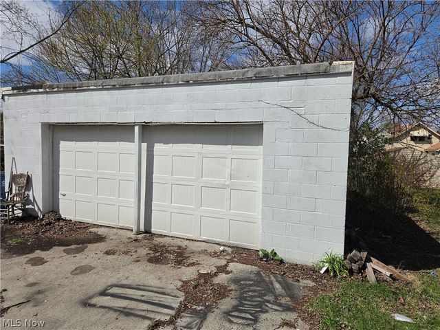 491 5th Street, Struthers, OH 44471