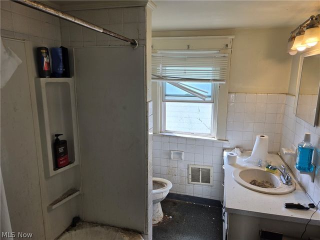 491 5th Street, Struthers, OH 44471