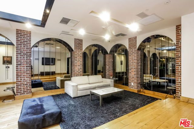 460 S Spring Street 608, Los Angeles, CA 90013