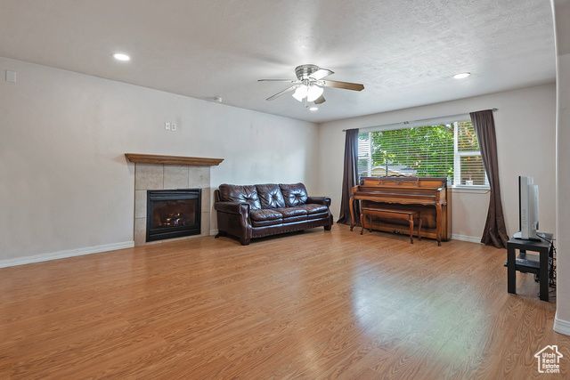 628 E WYANDOTTE AVE, Sandy, UT 84070