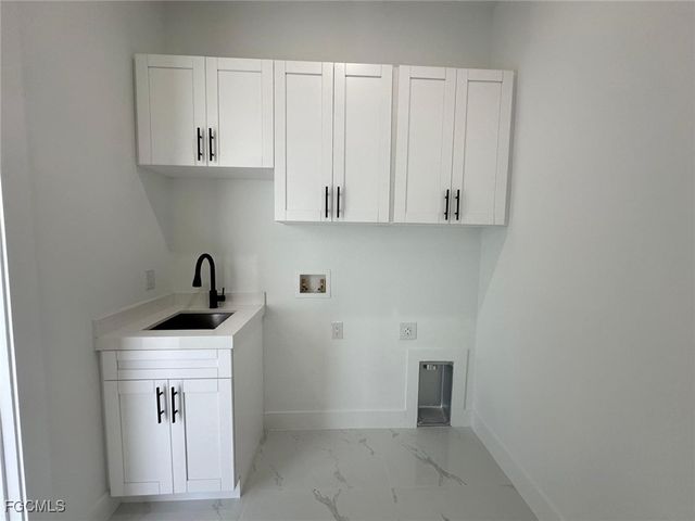 1214 Cherry ST E, Lehigh Acres, FL 33974