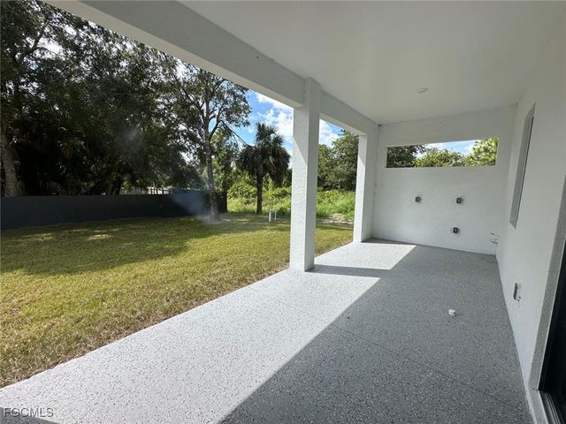 1214 Cherry ST E, Lehigh Acres, FL 33974