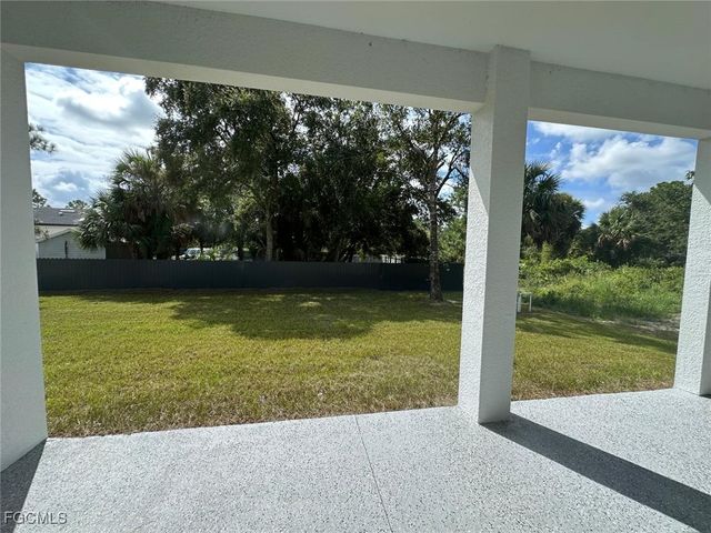 1214 Cherry ST E, Lehigh Acres, FL 33974