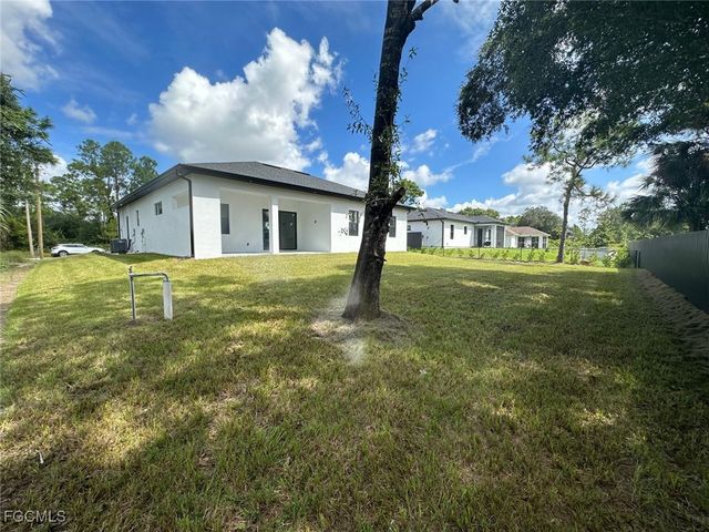 1214 Cherry ST E, Lehigh Acres, FL 33974
