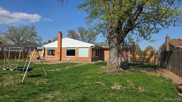 51241 Kingwood Drive, Shelby Twp, MI 48316