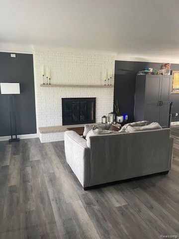 51241 Kingwood Drive, Shelby Twp, MI 48316