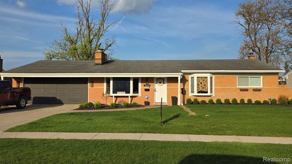 51241 Kingwood Drive, Shelby Twp, MI 48316