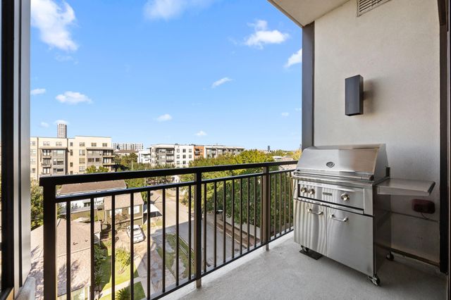 2323 W Main Street 506, Houston, TX 77098