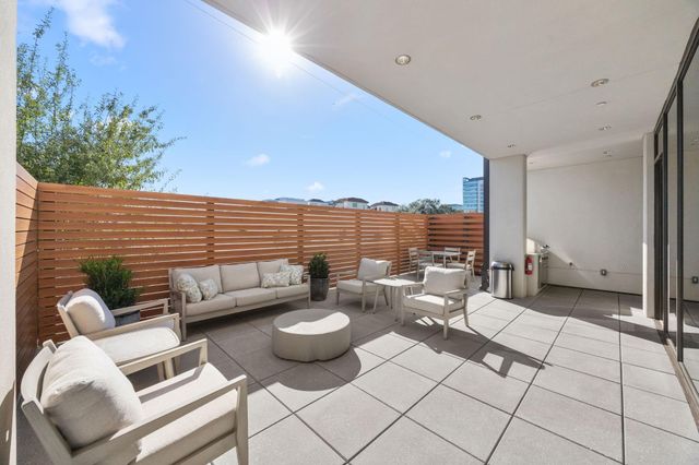 2323 W Main Street 506, Houston, TX 77098