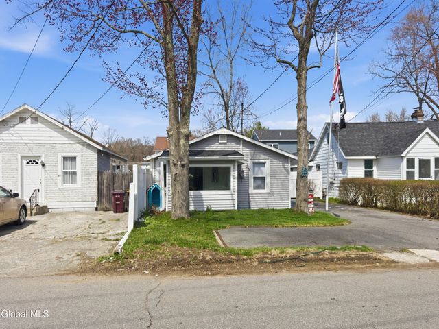 43 Virginia Avenue, Colonie, NY 12205