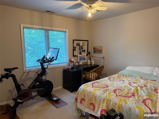 130 Orchard Park, Allendale, NJ 07401