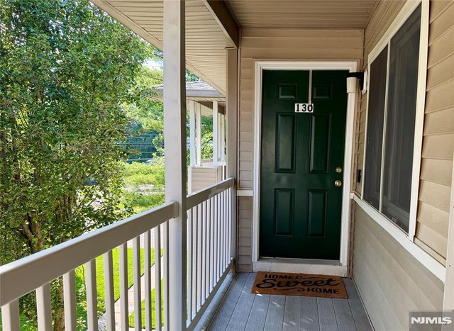 130 Orchard Park, Allendale, NJ 07401