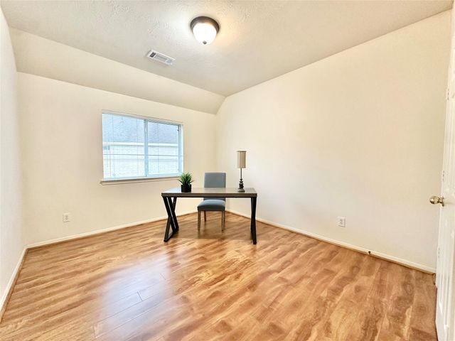 4903 Falls Circle, Missouri City, TX 77459