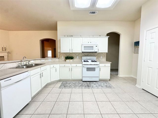 4903 Falls Circle, Missouri City, TX 77459