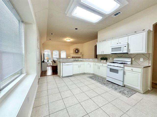 4903 Falls Circle, Missouri City, TX 77459