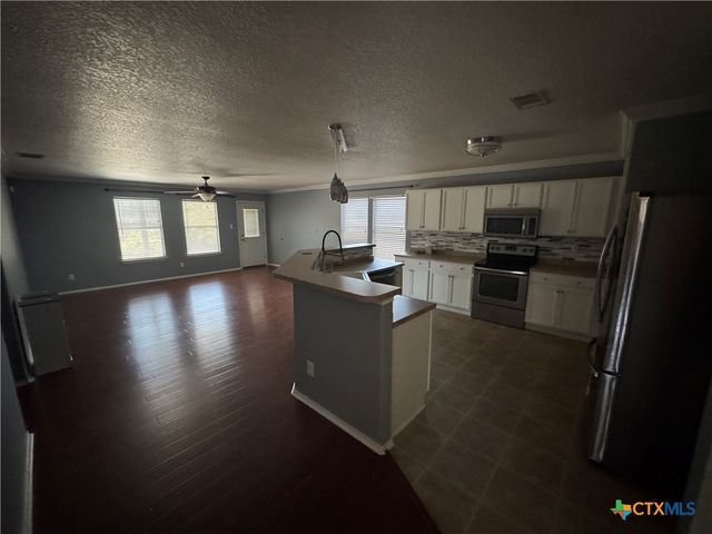 323 Big Hawk, New Braunfels, TX 78130